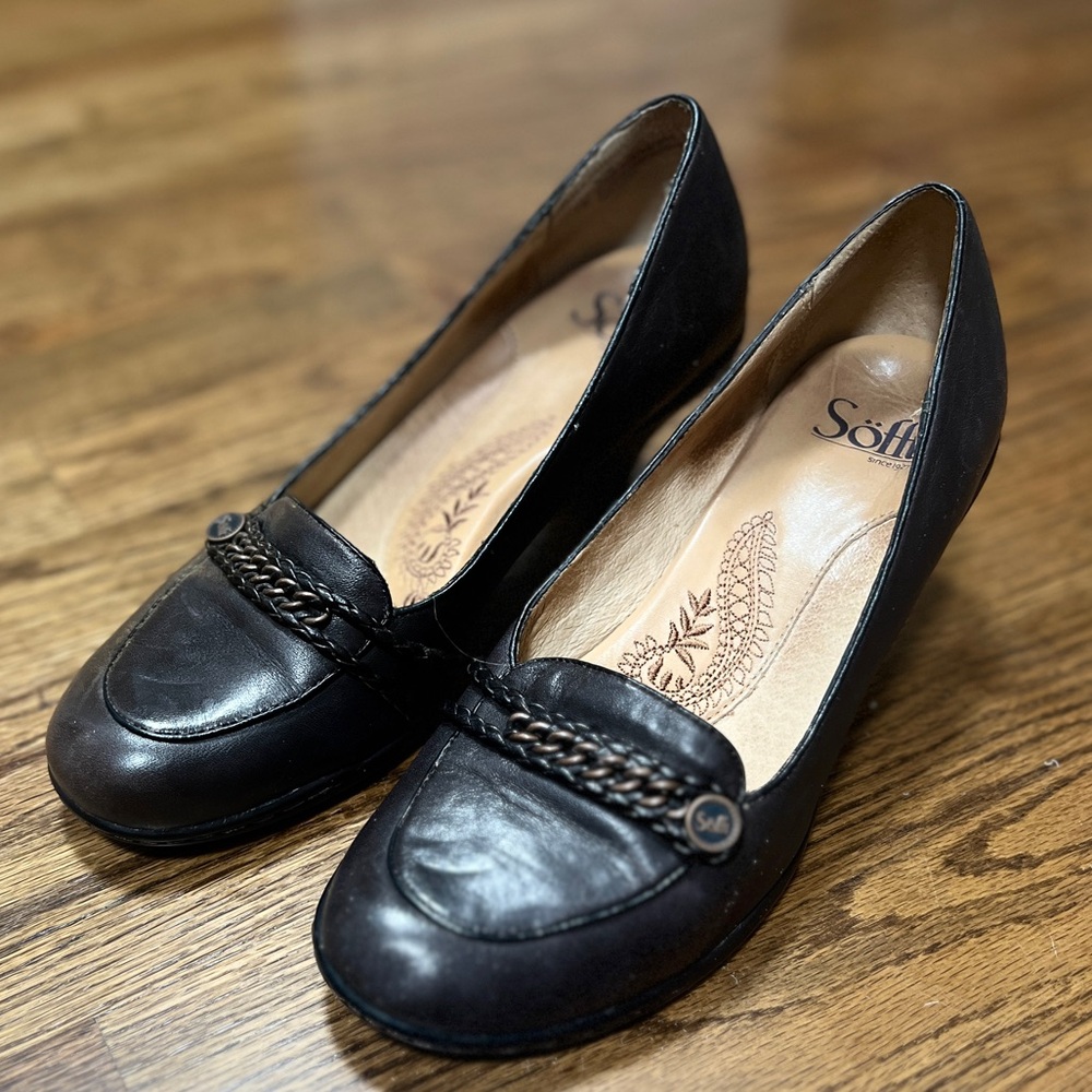 Women Sofft loafers heels